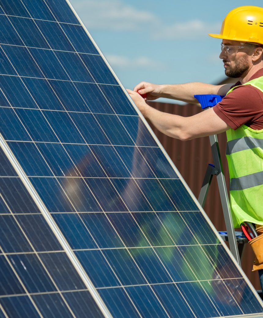 engineer-installing-solar-panel.jpg engineer-installing-solar-panel.jpg